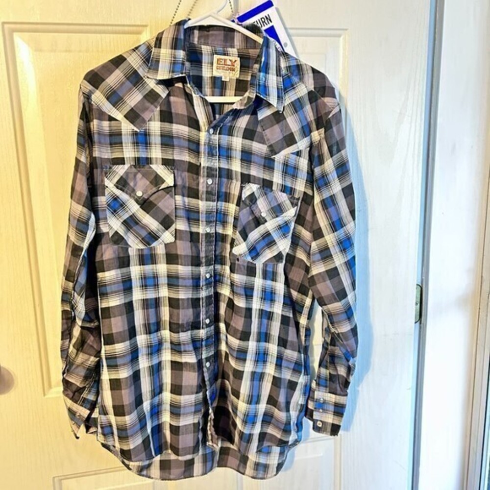 ELY cattleman sz‎ md longsleeve